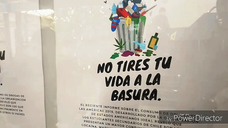 LOS ANDES: SENDA realizó importante campaña para prevenir el consumo de drogas en los jóvenes y adolescentes escolares de la comuna.