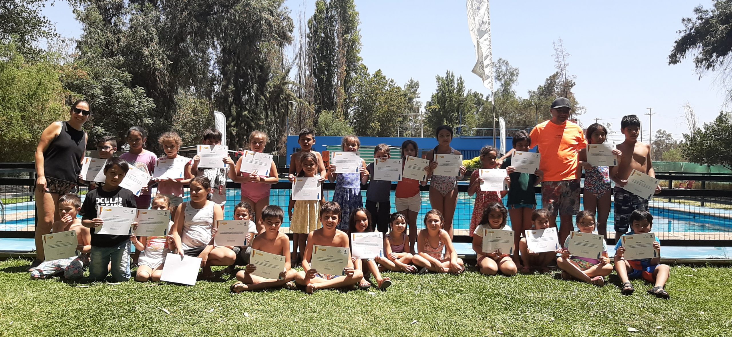 LOS ANDES: Más de 290 niños y niñas participaron en los cursos de natación de verano 2020