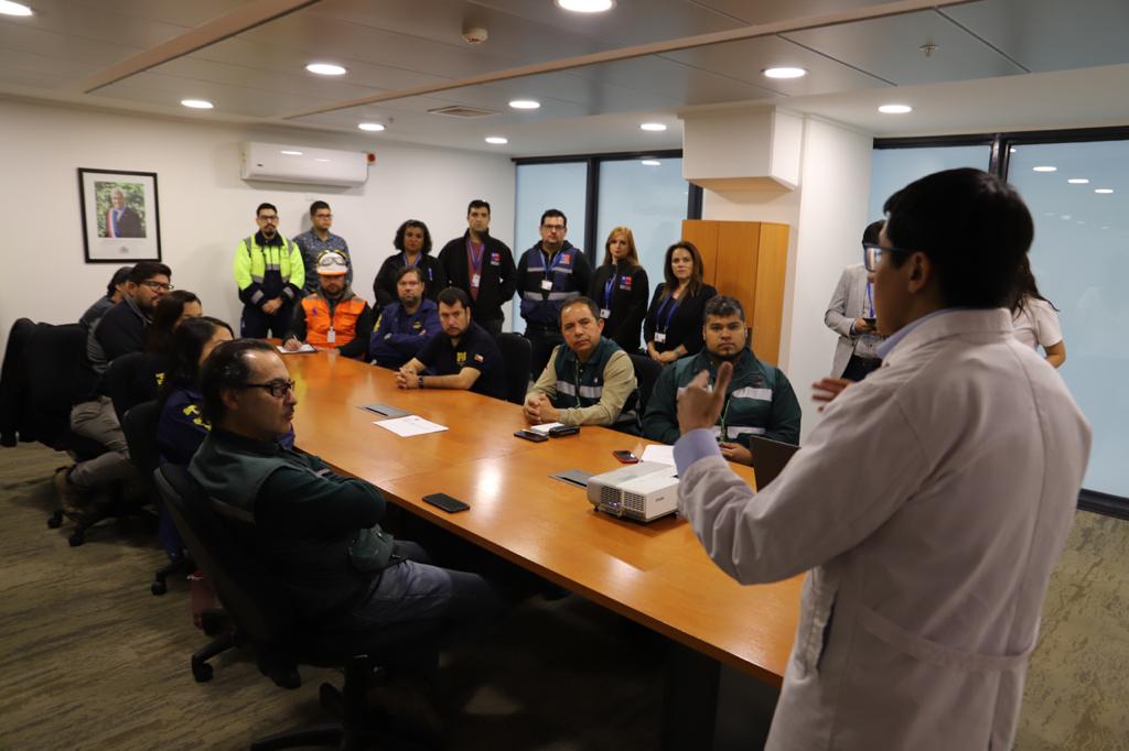 LOS LIBERTADORES: Seremi de Salud encabeza capacitación de Coronavirus entre funcionarias y funcionarios del Complejo Fronterizo