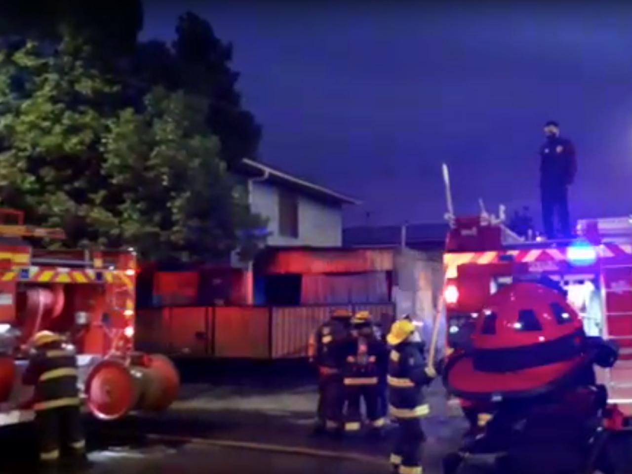 LOS ANDES Alzas de voltaje provocan principio de incendio y que varios artículos eléctricos resultaran quemados en Villa El Horizonte