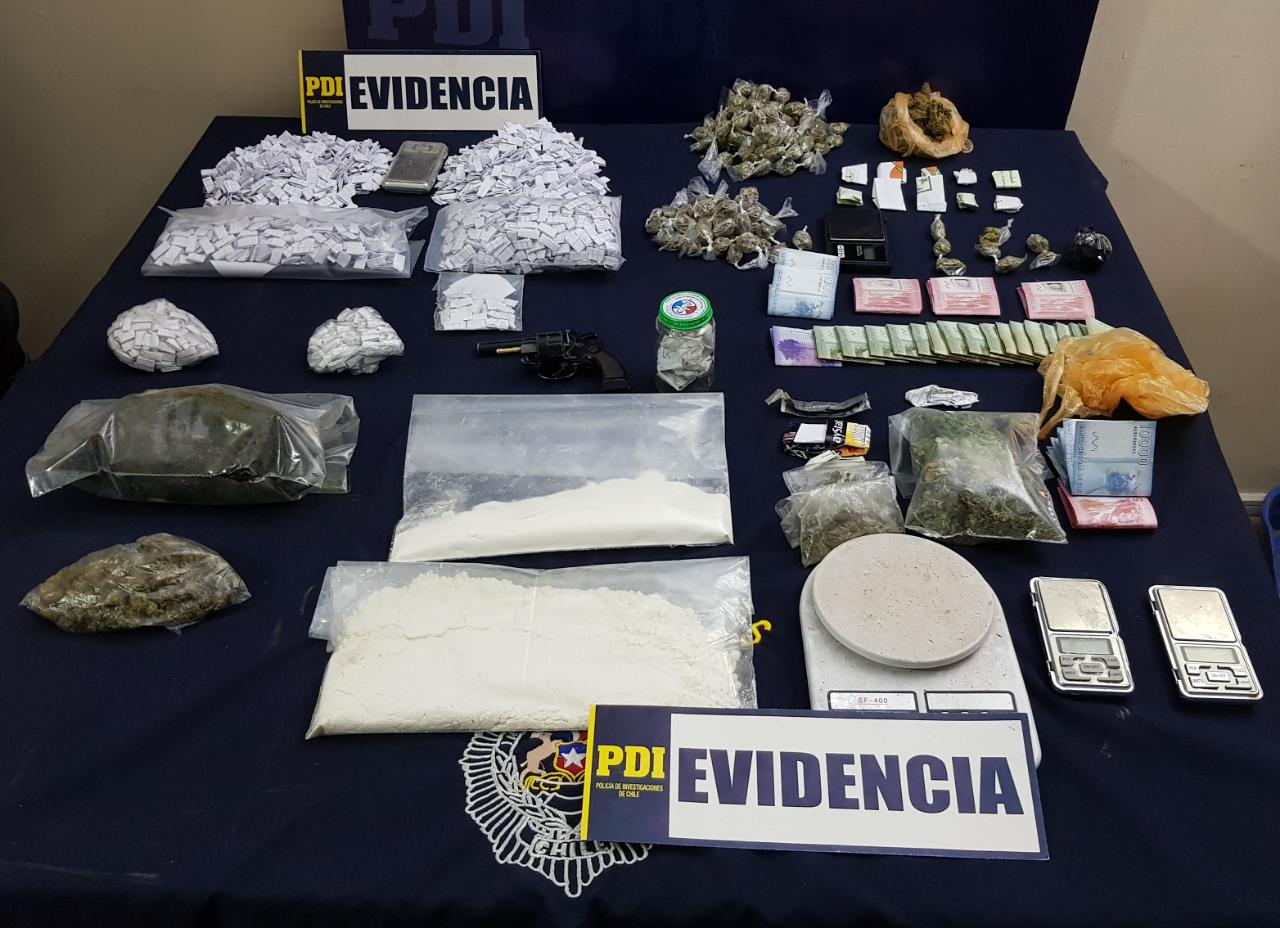 SAN ESTEBAN: PDI Desbarata banda criminal dedicada a la venta de drogas y detiene a 10 personas en el operativo
