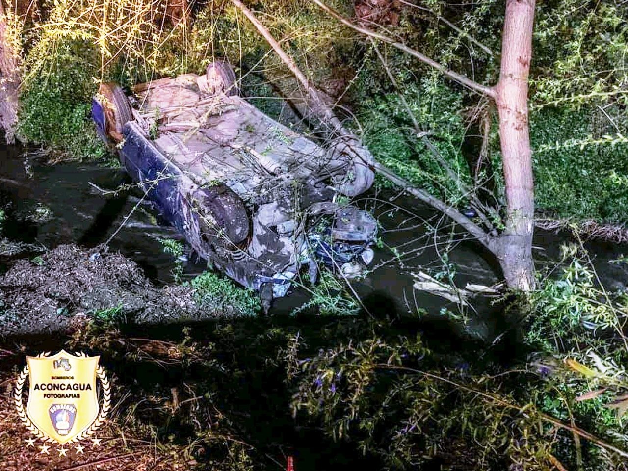 PANQUEHUE: Hombre muere tras volcar su vehículo en el Sector El Mirador