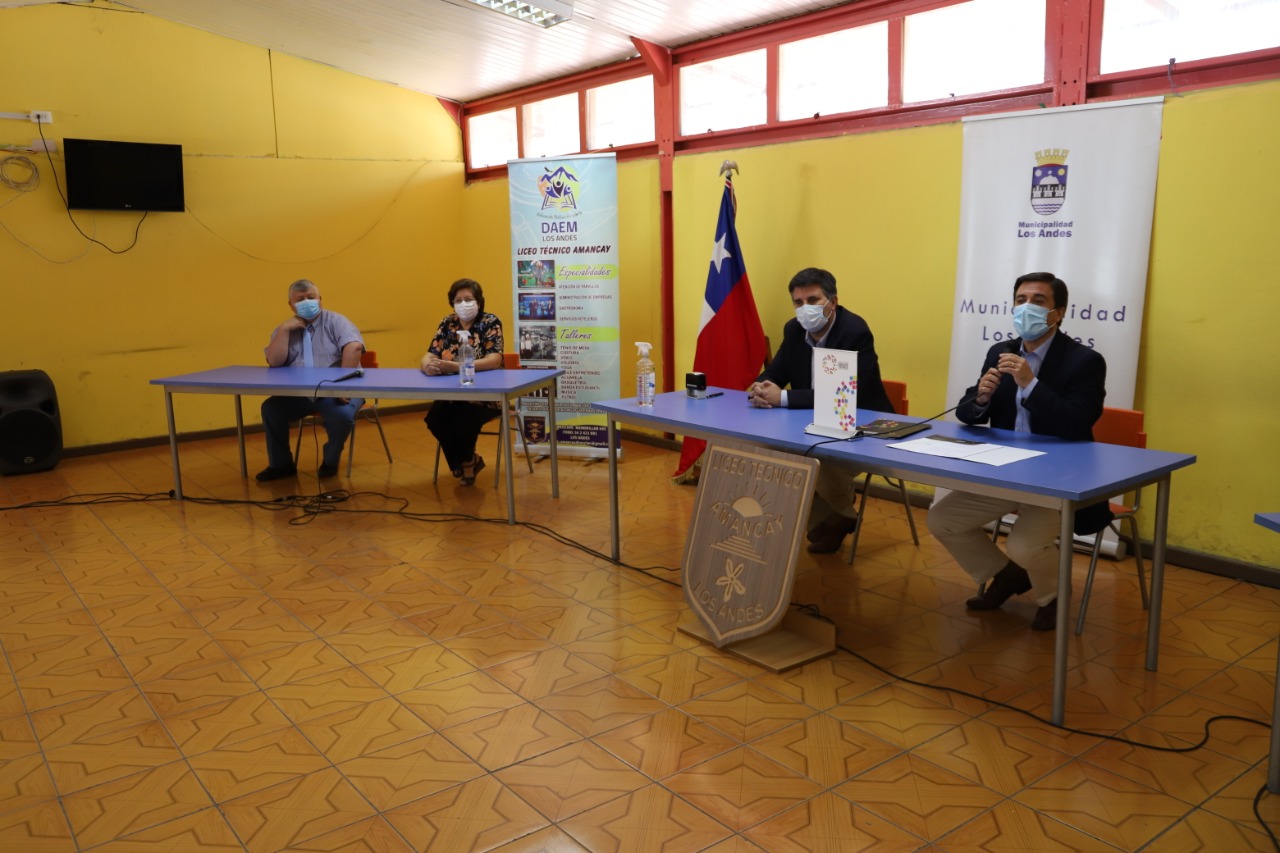 LOS ANDES: En marzo comienzan clases de CFT Región de Valparaíso en Liceo Amancay