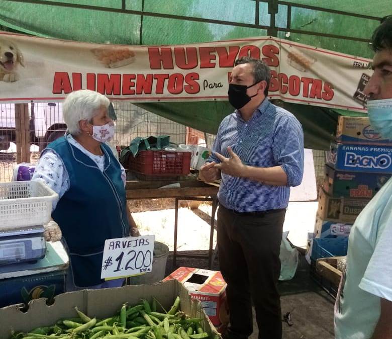 LOS ANDES: Candidato a Alcalde Marcelo Merino solicita que Feria Libre vuelva a sector San Rafael