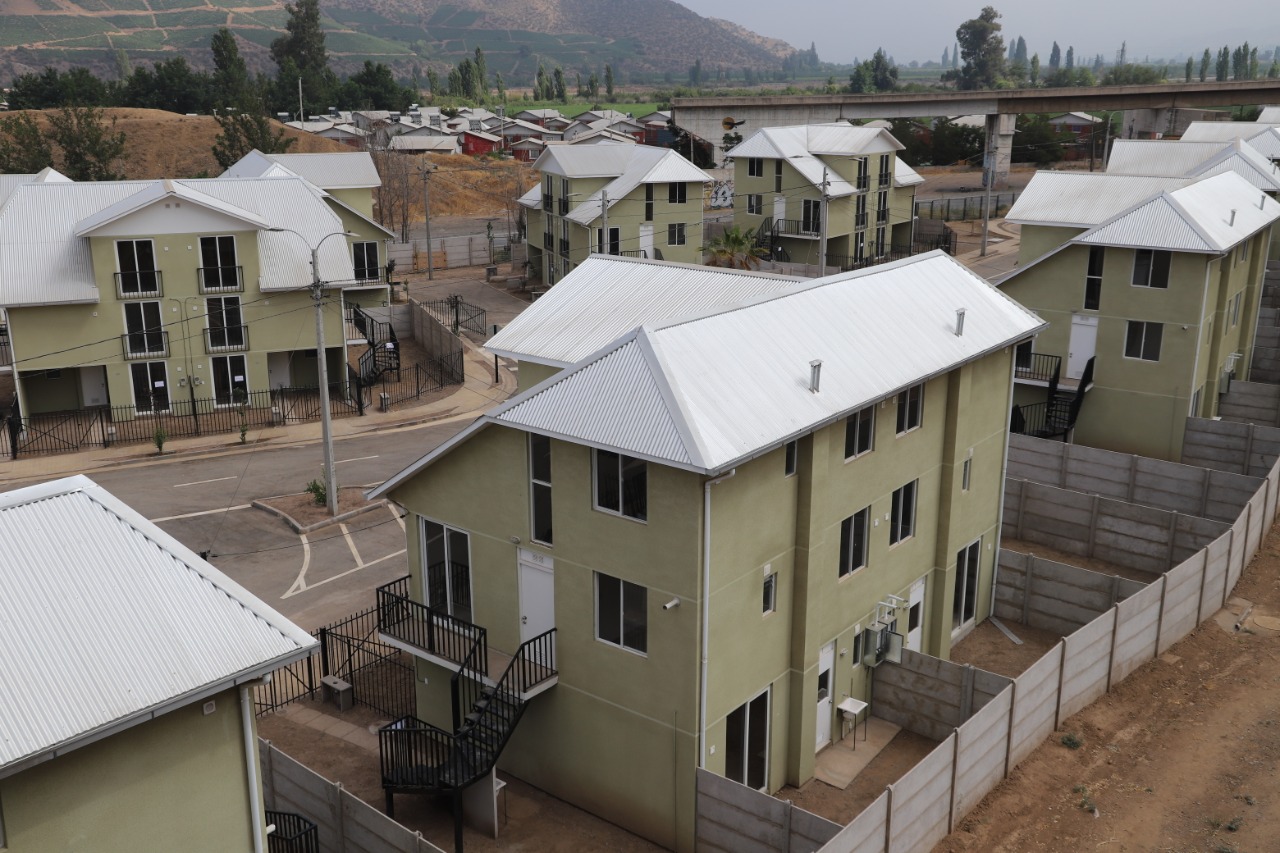 LOS ANDES: 160 familias del proyecto habitacional “Monte Andino” recibieron las llaves de sus viviendas