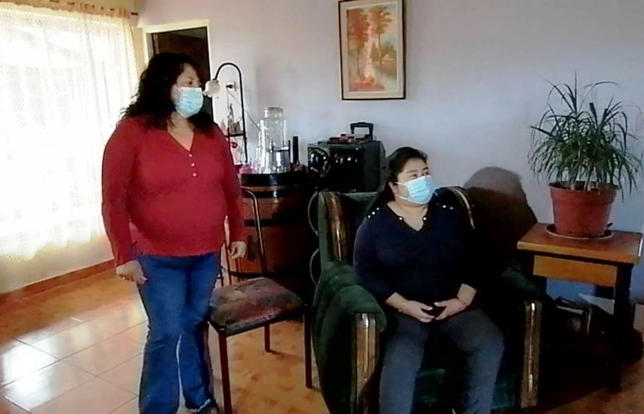 CALLE LARGA: [VIDEO] Joven del Sector Alto del Puerto sufre grave enfermedad que la va dejando ciega