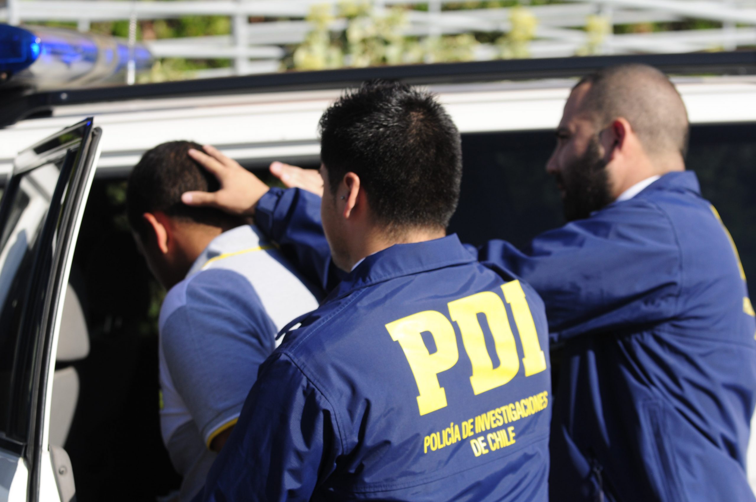 LOS ANDES: PDI detuvo a sujeto que atacaba a sus víctimas a bordo de una moto
