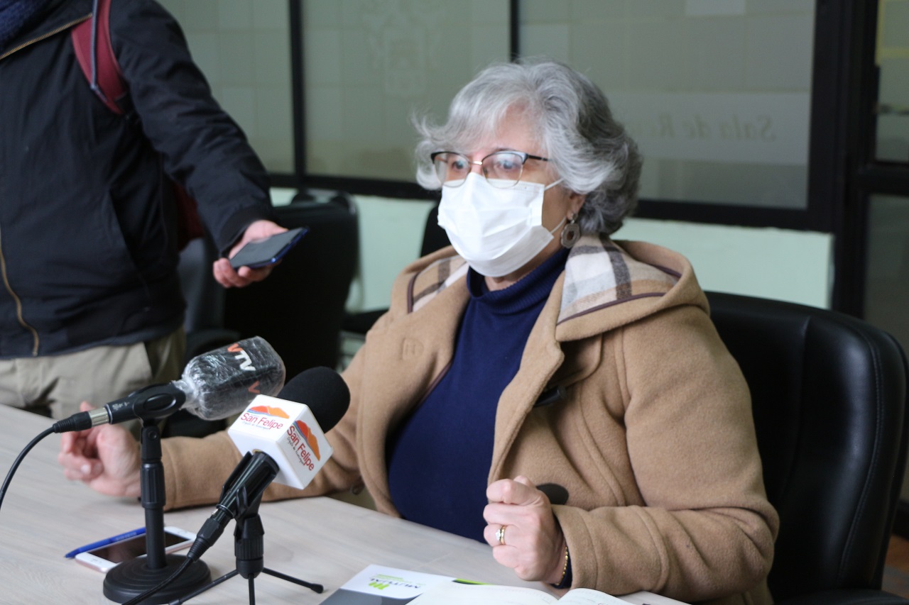 SAN FELIPE: Directora de Salud Municipal confirmó realización de exámenes PCR gratuitos durante toda la semana en el Liceo Roberto Humeres