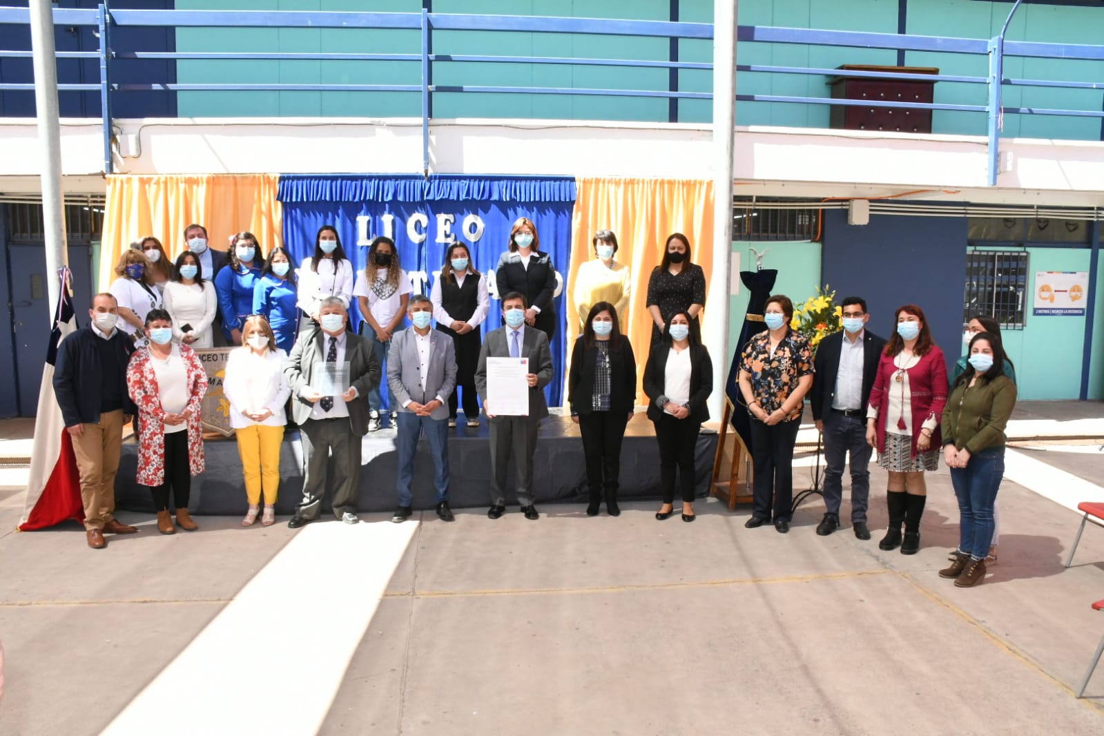 EDUCACIÓN: Liceo Técnico Amancay firma “Compromiso Bicentenario 2021” de excelencia educativa