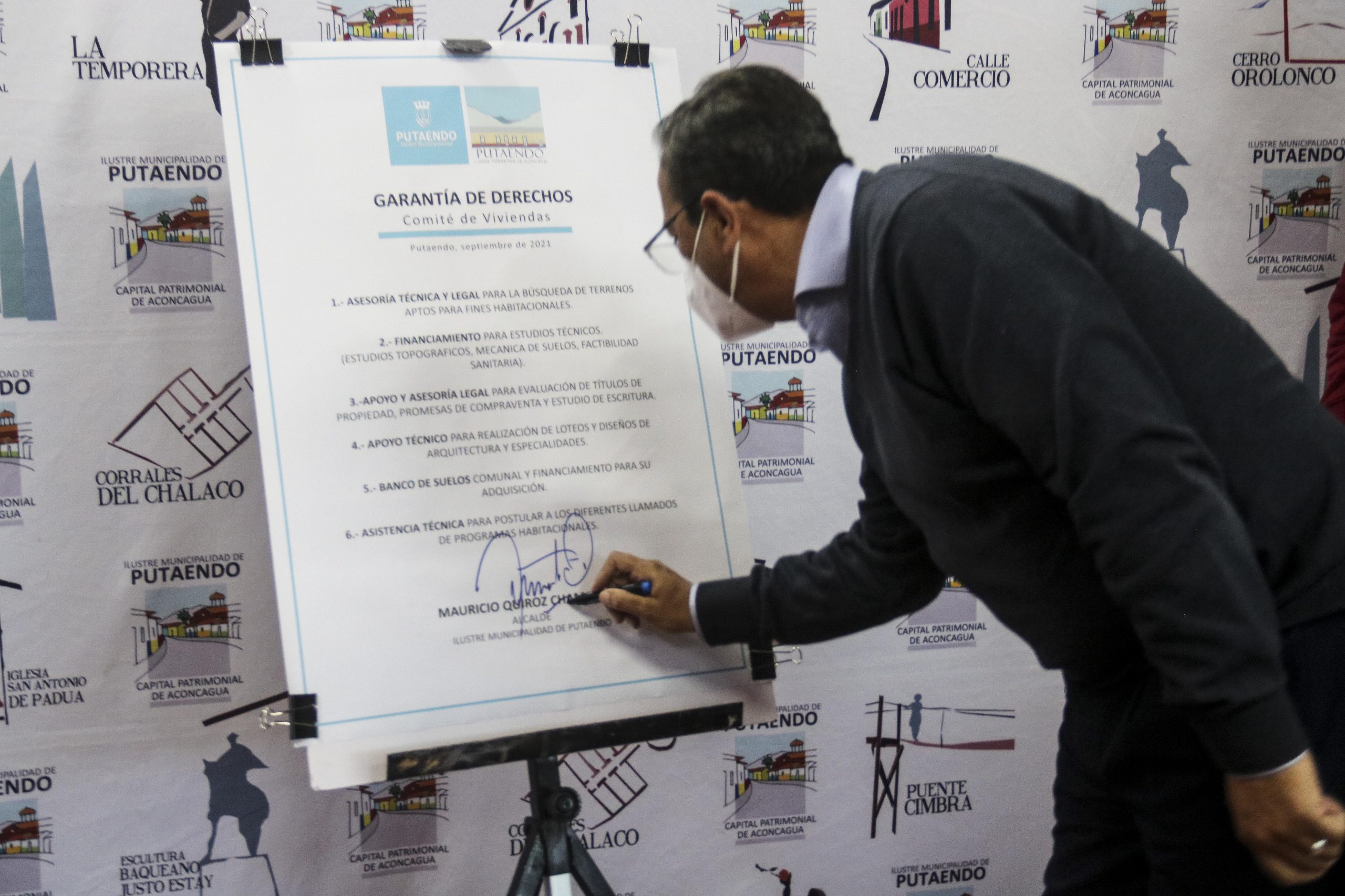 PUTAENDO: Alcalde Mauricio Quiroz cumple compromiso de campaña con el  lanzamiento oficial de la Oficina Municipal de la Vivienda
