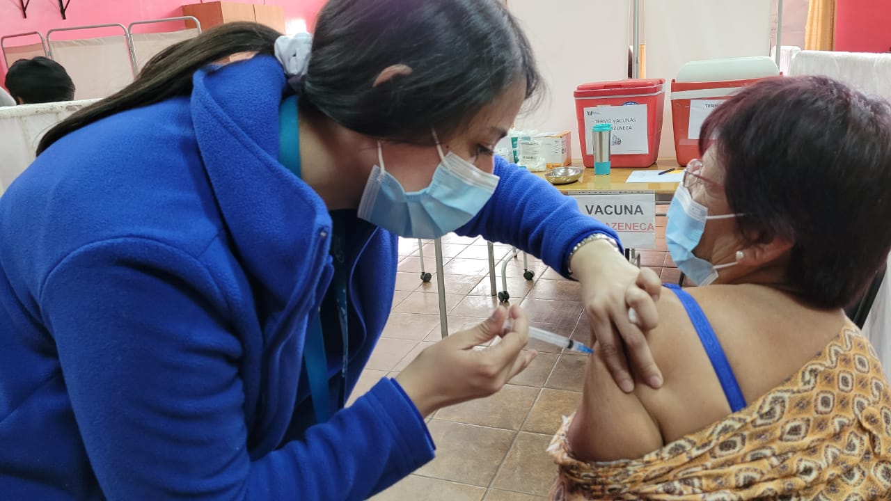 SALUD: 82% de los adultos y el 52% de niños y jóvenes completaron esquema de vacunación y más de 5 mil vecinos han recibido la dosis refuerzo en San Esteban