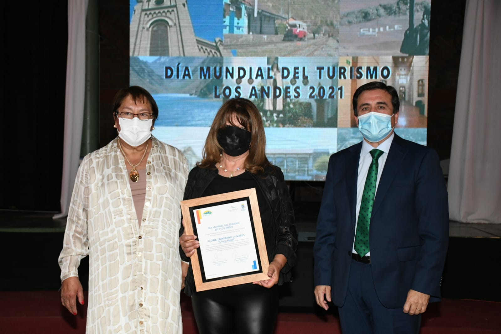 LOS ANDES: Ocho empresarios fueron reconocidos en el Día del Turismo