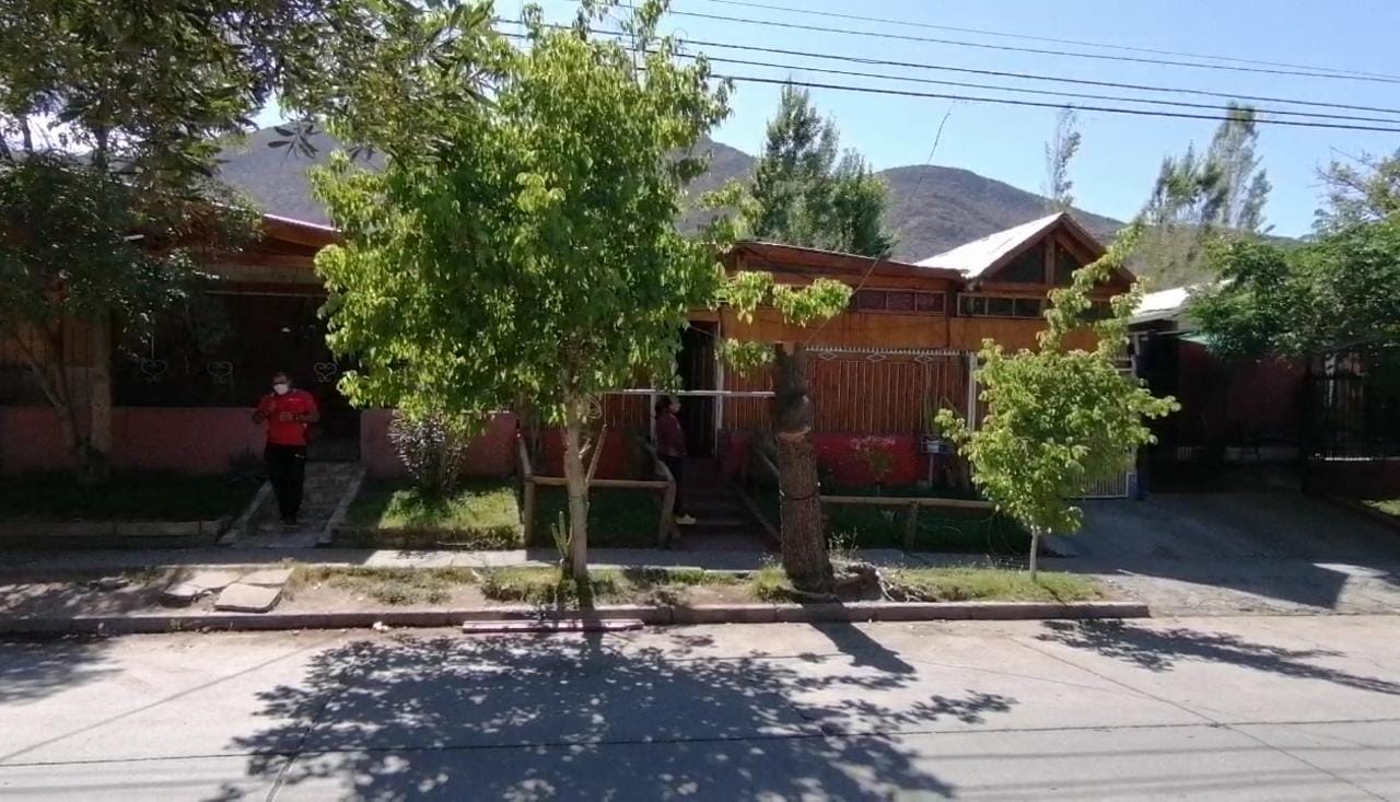 LOS ANDES: «Alarma en Villa La Gloria» Sujetos dispararon contra transeúnte y balas ingresaron a una casa