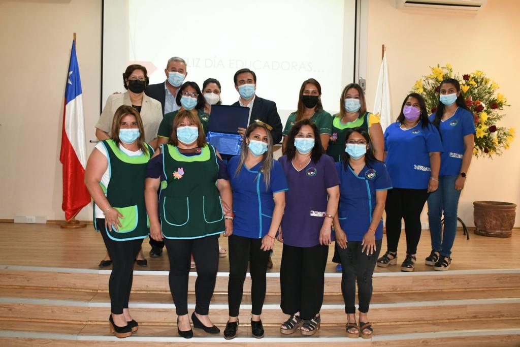 LOS ANDES: Reconocen el trabajo realizado por educadoras de párvulos en pandemia