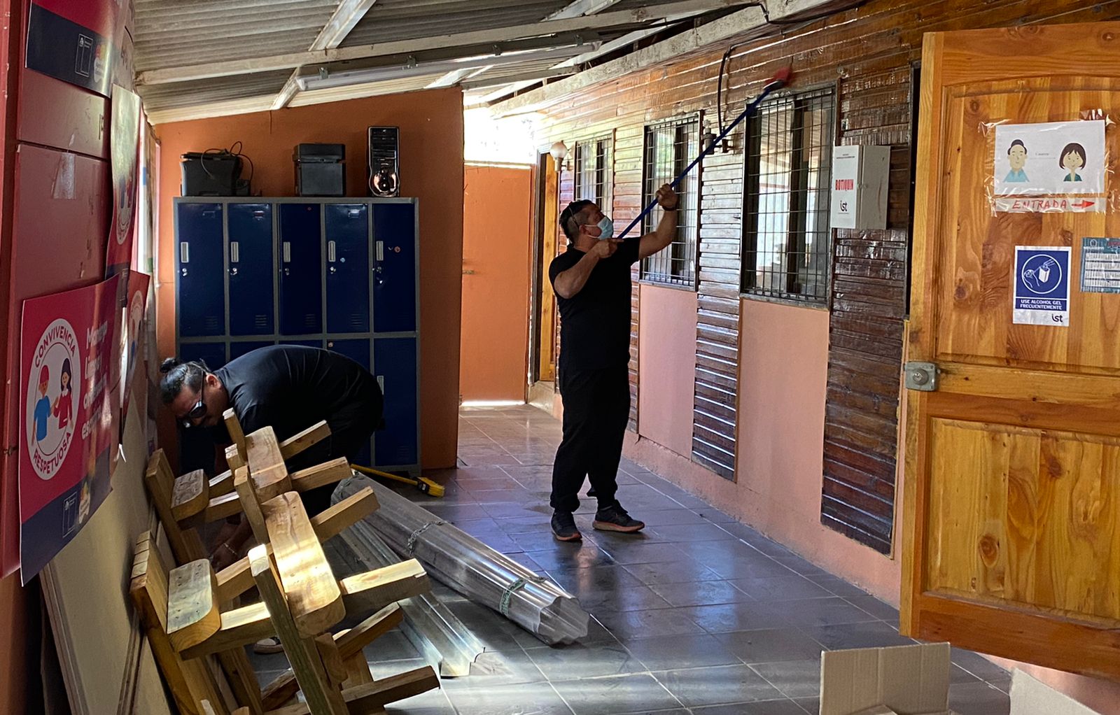 SAN ESTEBAN: Mediante un operativo de limpieza y mejora, se dio inicio al Proyecto de Revitalización de la Escuela San Francisco de San Esteban