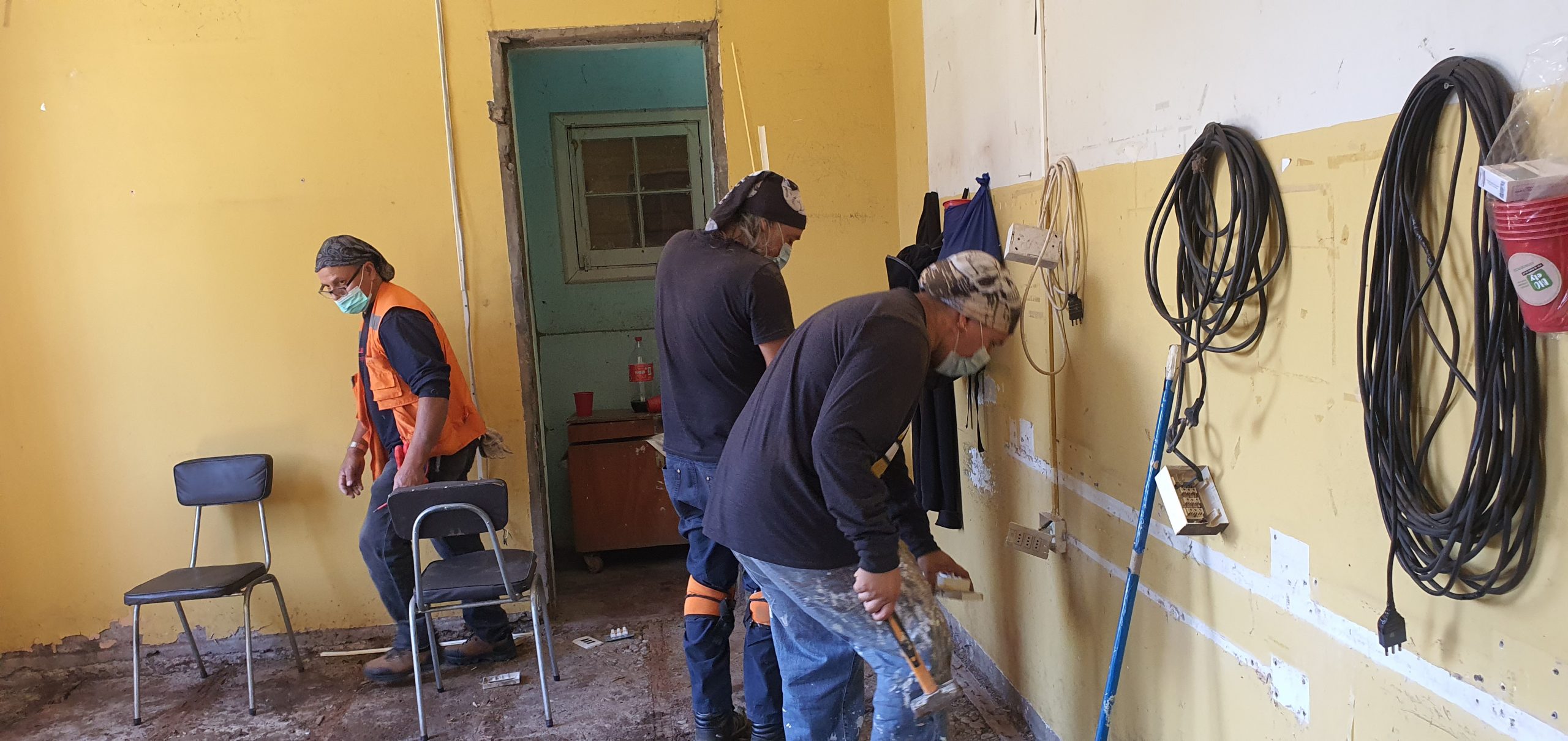 SAN ESTEBAN:  Iniciaron los trabajos para la instalación de la primera Oficina BancoEstado Conecta en San Esteban￼