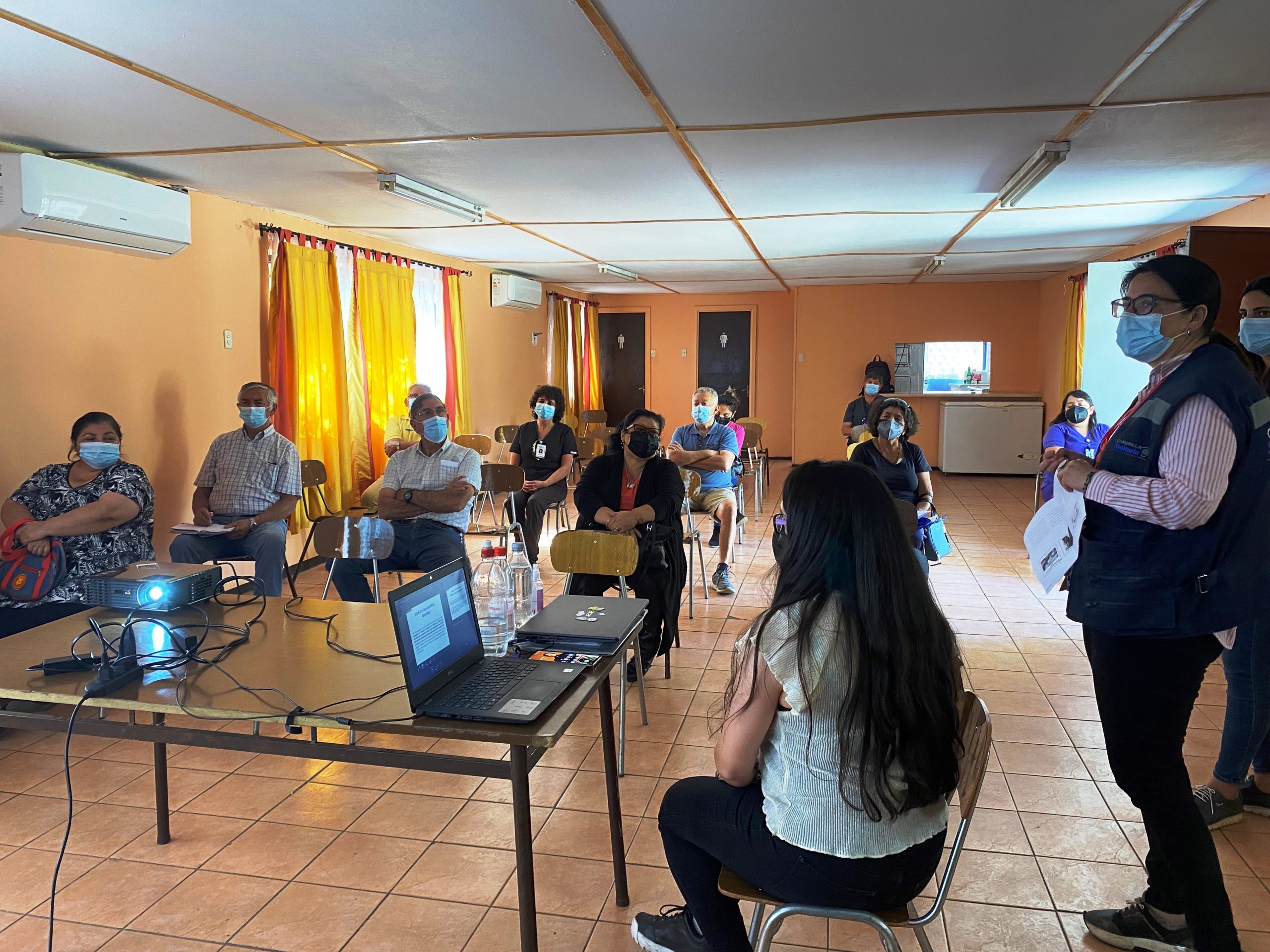 LOS ANDES:  SEREMI de Salud y Cesfam Centenario socializan la estrategia de Cuadrillas Sanitarias Barriales