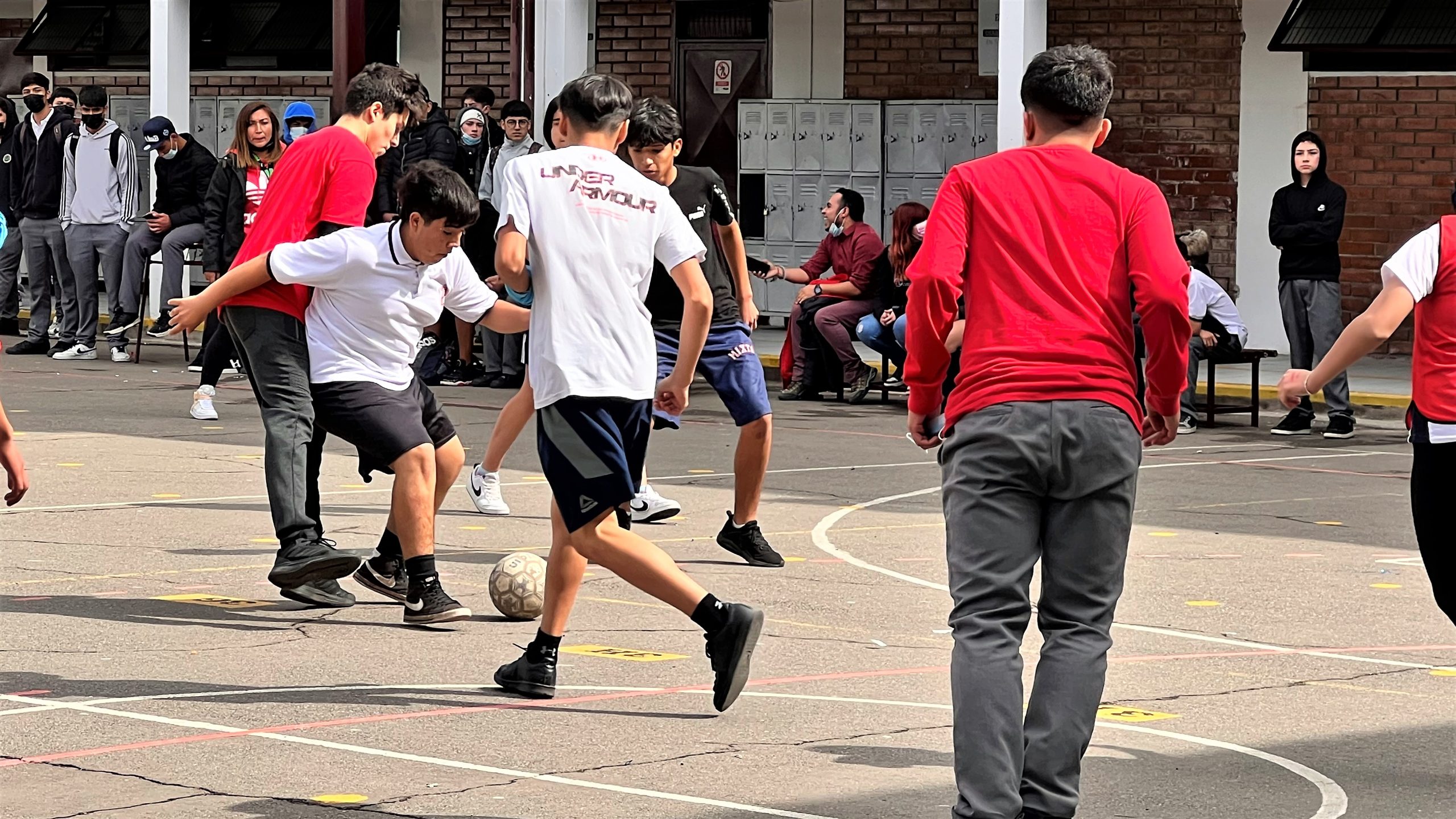 LOS ANDES: Liceo Mixto dio Bienvenida a los alumnos de primero medio