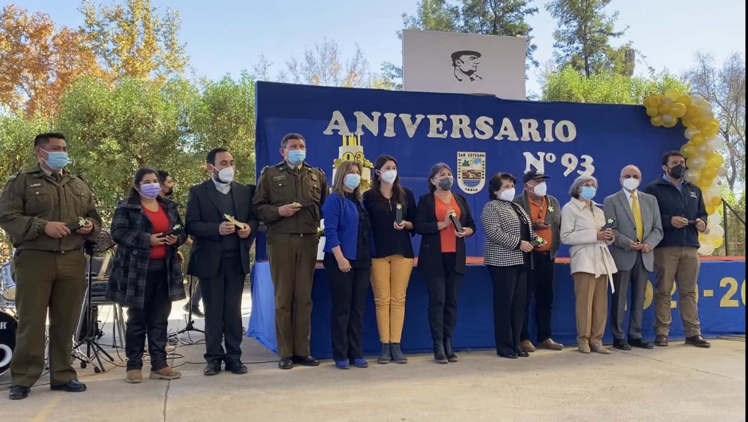 SAN ESTEBAN:  En emotivas ceremonias, las Escuelas Mixta Lo Calvo y Pablo Neruda de San Esteban celebraron sus 93° aniversarios