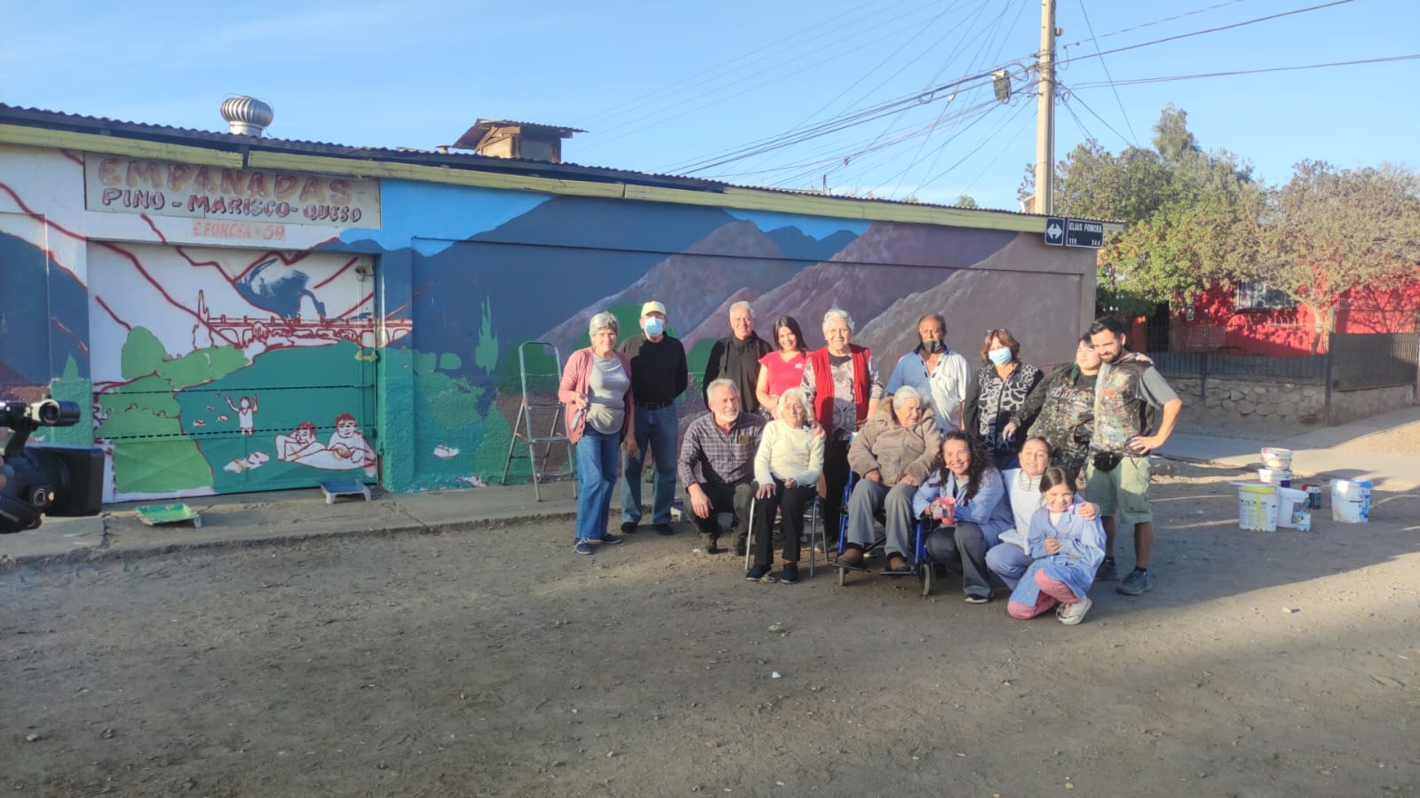 LOS ANDES:  Nuevo mural relata la historia e identidad del Barrio René Schneider
