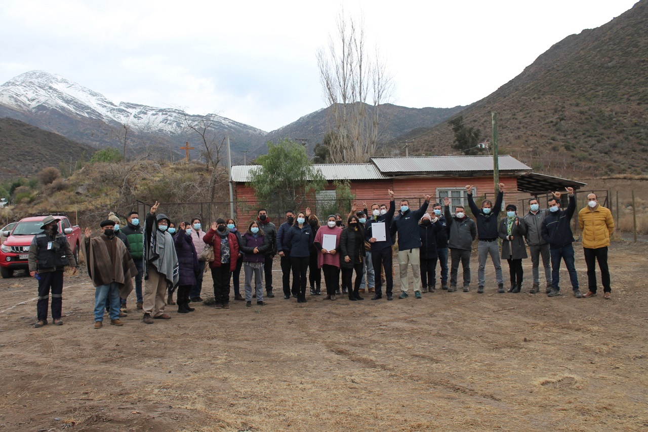 SAN ESTEBAN: APR Río Colorado y Colbún firman acuerdo para entrega de terrenos en primera quebrada