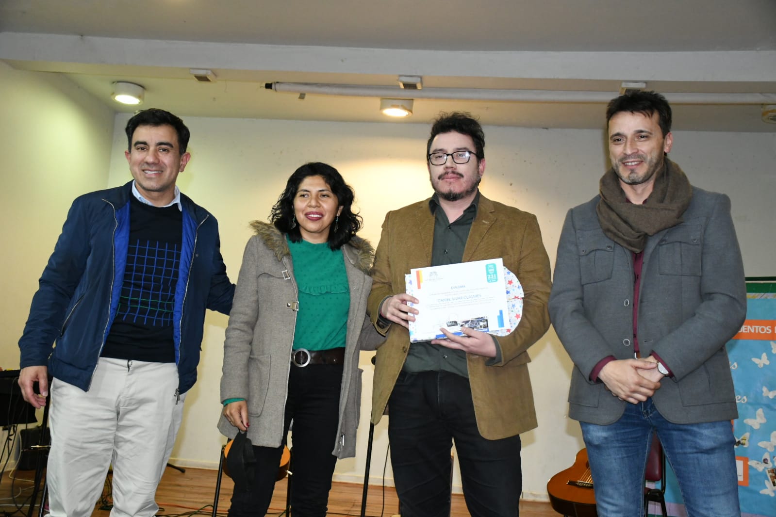 LOS ANDES: En Biblioteca Municipal se premió a los ganadores de la XI versión del concurso de Cuentos Breves “Palabras a Los Andes”