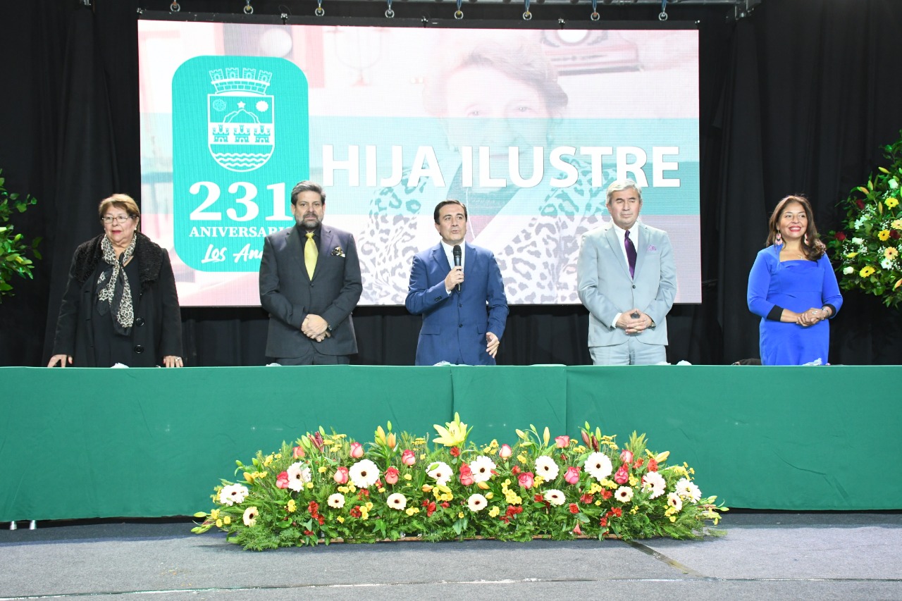 LOS ANDES: Municipalidad de Los Andes entregó 44 reconocimientos en su aniversario 231