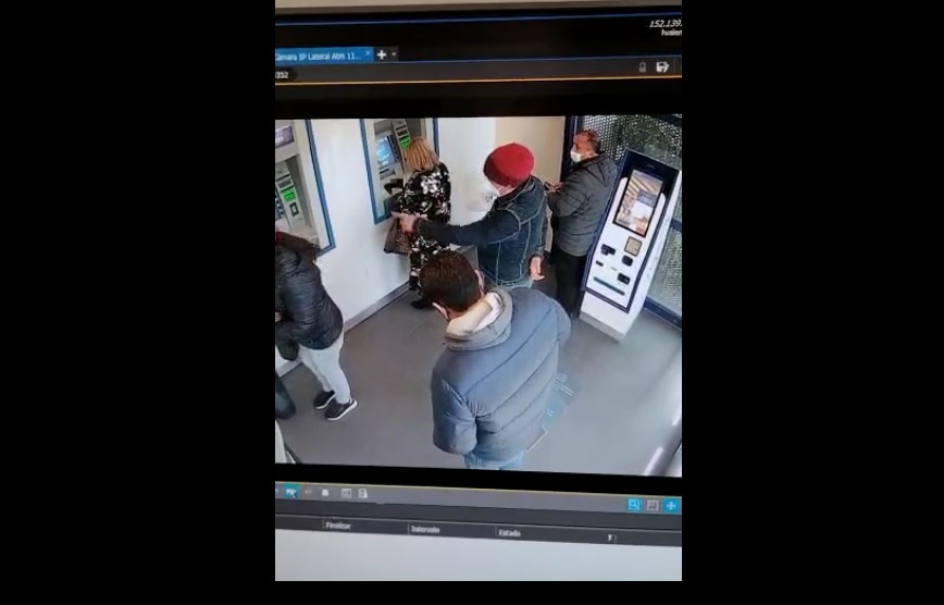 SAN FELIPE: Así fue el accionar de tres delincuentes que robaron tarjeta a una señora en cajero del Banco de Chile