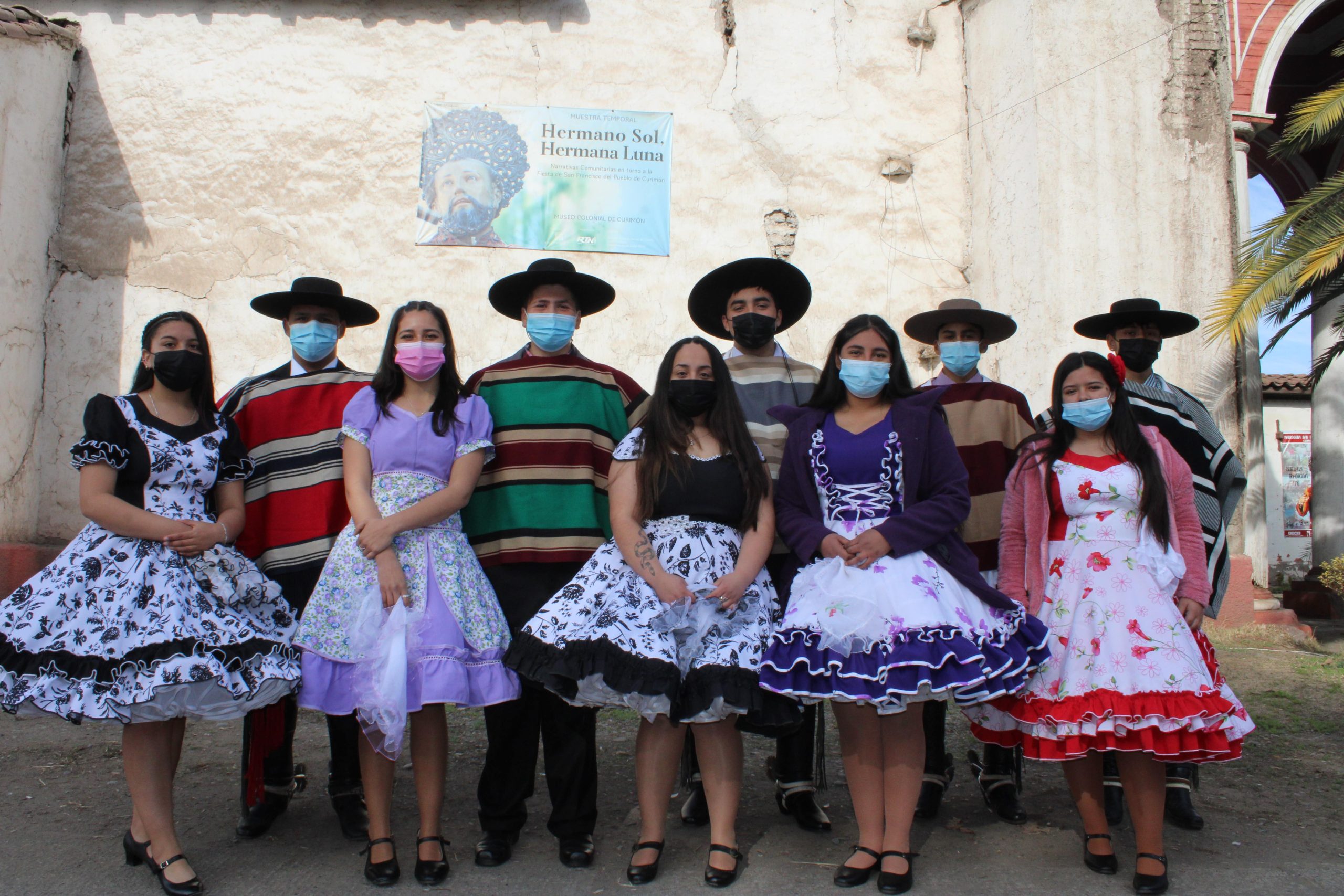 CURIMÓN: Comunidad educativa del Colegio Assunta Pallota participó en desfile del aniversario 282 de San Felipe