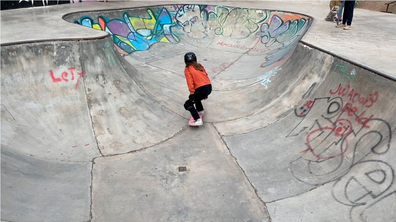 LOS ANDES: [VIDEO] Presentación de taller de skate que impulsa el municipio deleitó a los asistentes