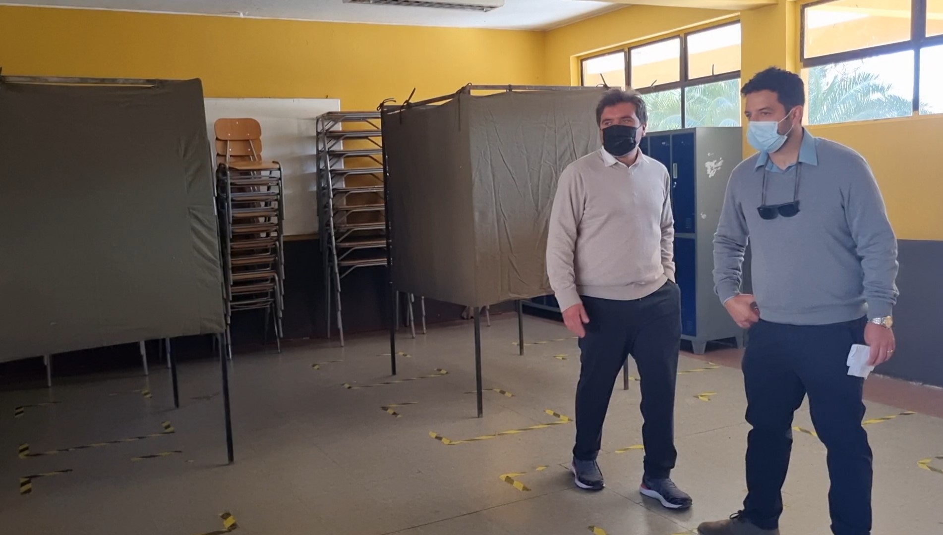 SAN ESTEBAN: Con un llamado a cuidar los establecimientos educacionales que serán locales de votación, Alcalde Ortega hizo un recorrido durante este viernes