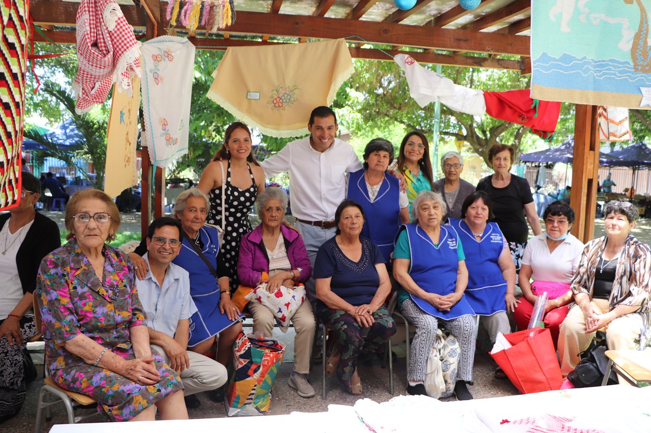 PANQUEHUE: Clubes de adultos mayores de Panquehue realizaron su tradicional exposición de fin de año