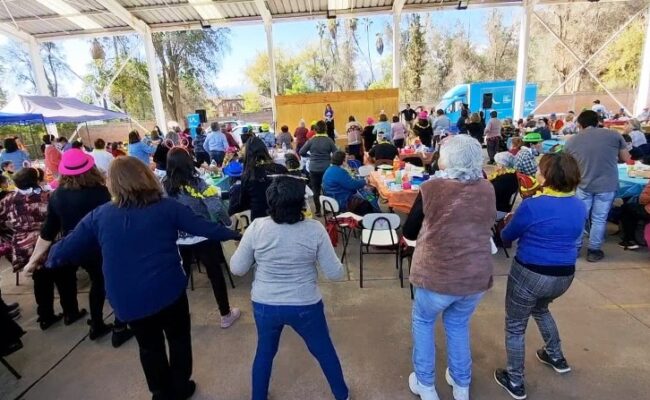 SAN ESTEBAN: Con música en vivo y muchas sorpresas, Municipio de San Esteban invita a personas mayores de la comuna a disfrutar de la navidad dorada