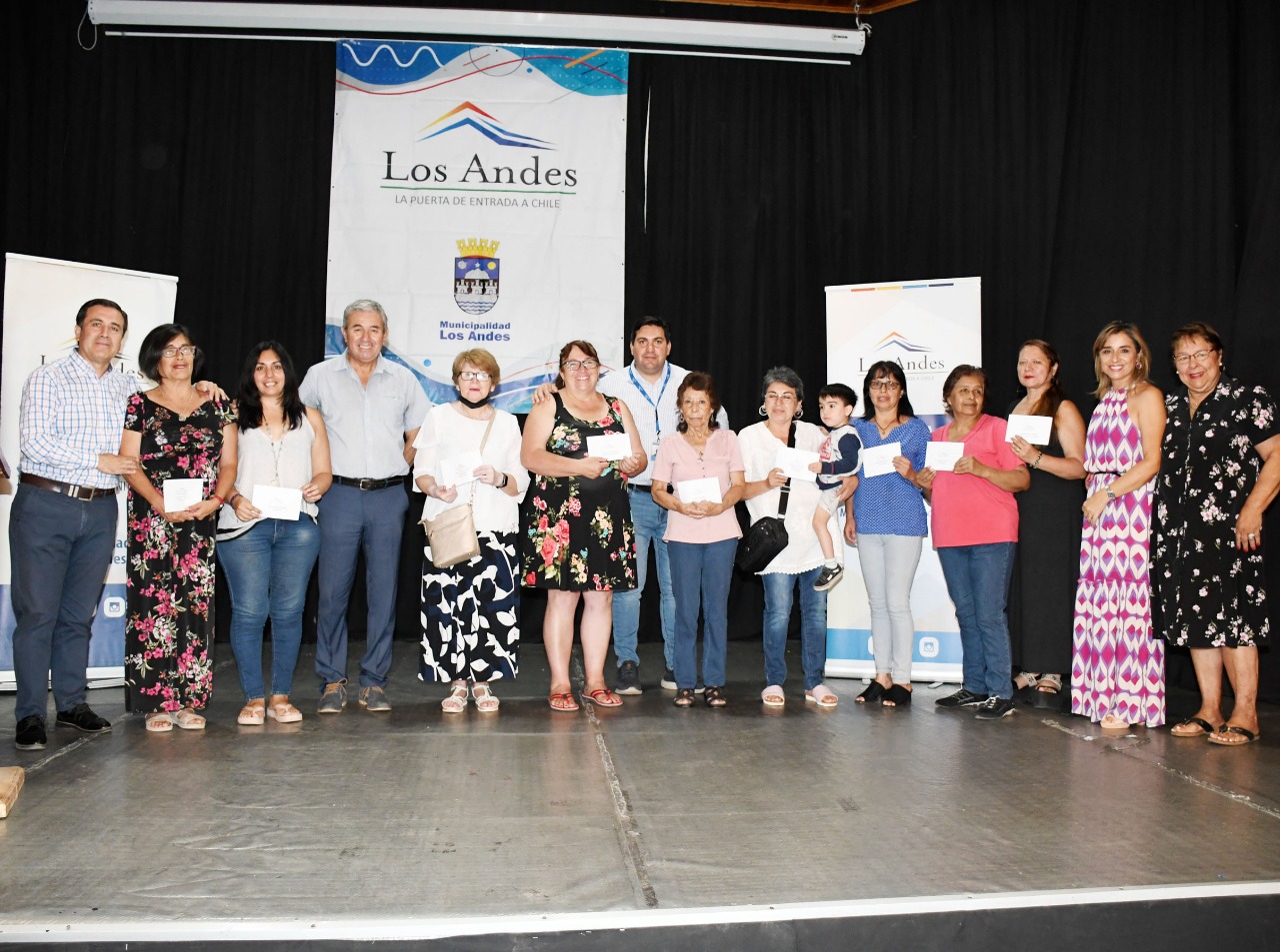LOS ANDES: [VIDEO] Municipio andino entrega subvenciones a organizaciones de mujeres y personas con discapacidad