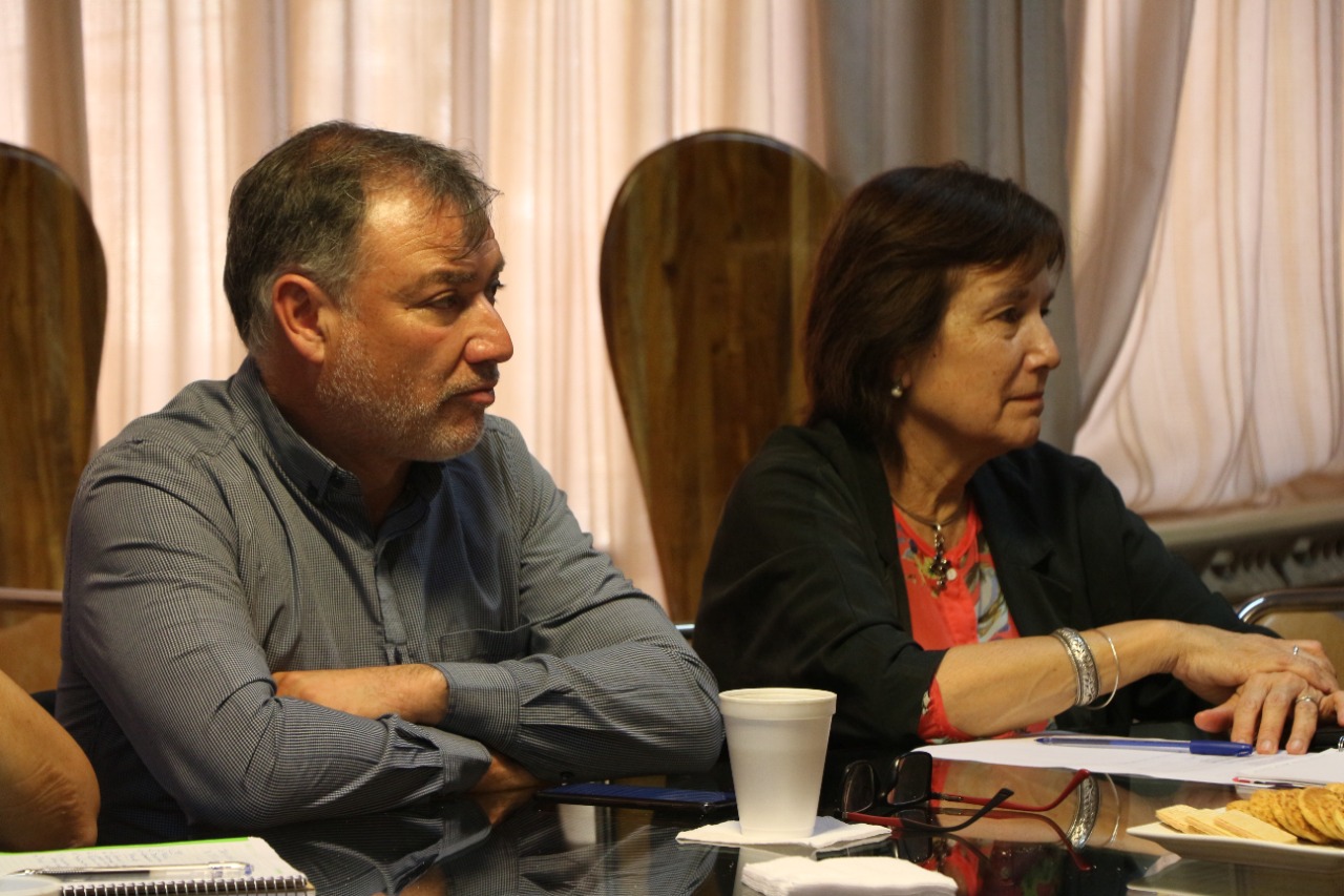 SAN FELIPE: Alcaldesa Carmen Castillo pide priorizar proyectos para San Felipe en reunión con el Seremi de Obras Públicas  