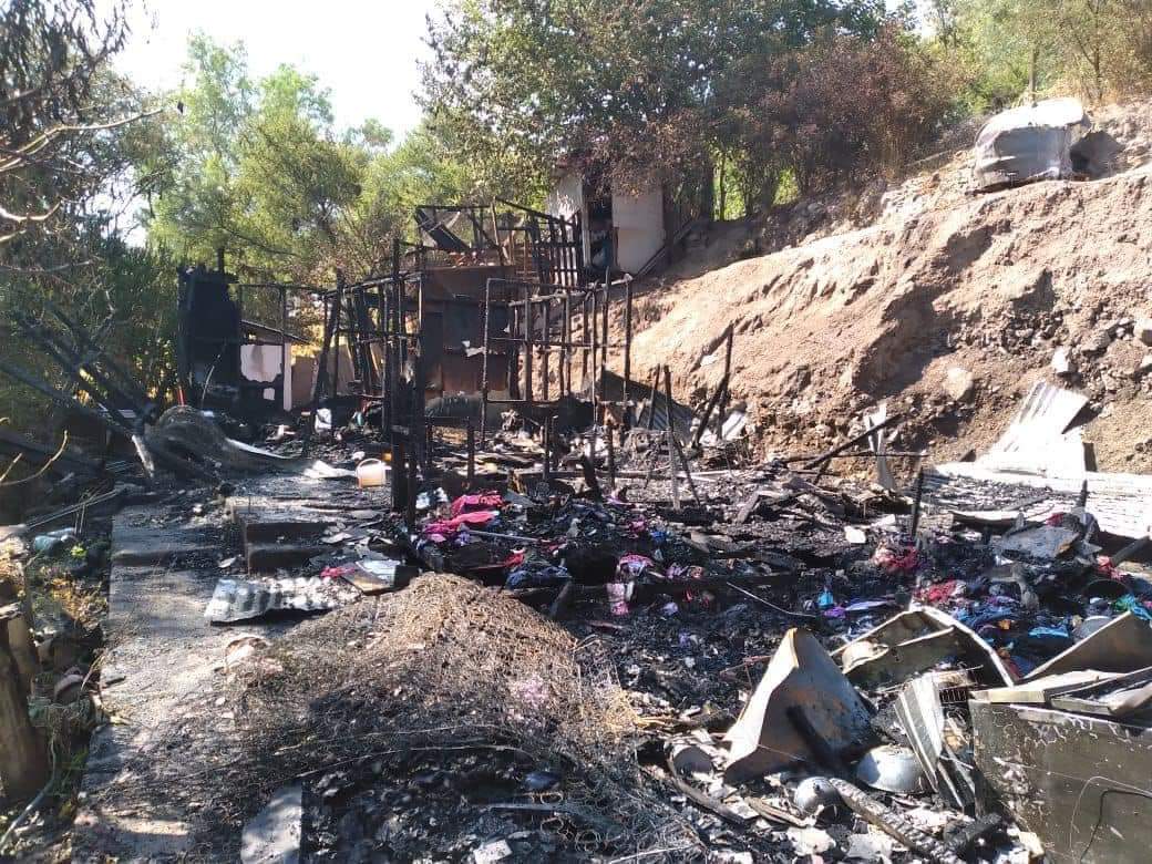 LOS ANDES: Madre y sus tres hijas perdieron todo tras incendio en KM 8,5 del Camino Internacional