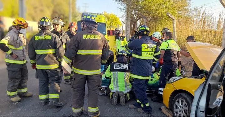 LOS VILLARES: [VIDEO] Confirman muerte de pasajero de colectivo colisionado en Los Villares con Carrascal