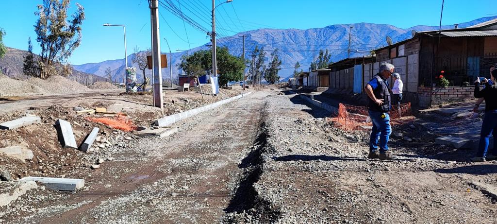 SAN FELIPE: Obras de Reposición de Avenida Pedro de Valdivia ya alcanzan un 44% de avance