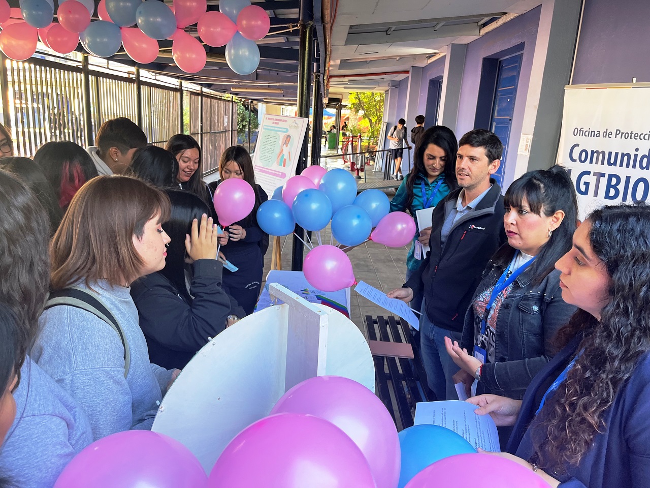 LOS ANDES: En el Liceo Maximiliano Salas Marchán conmemoraron el Día Internacional de la Visibilidad Trans