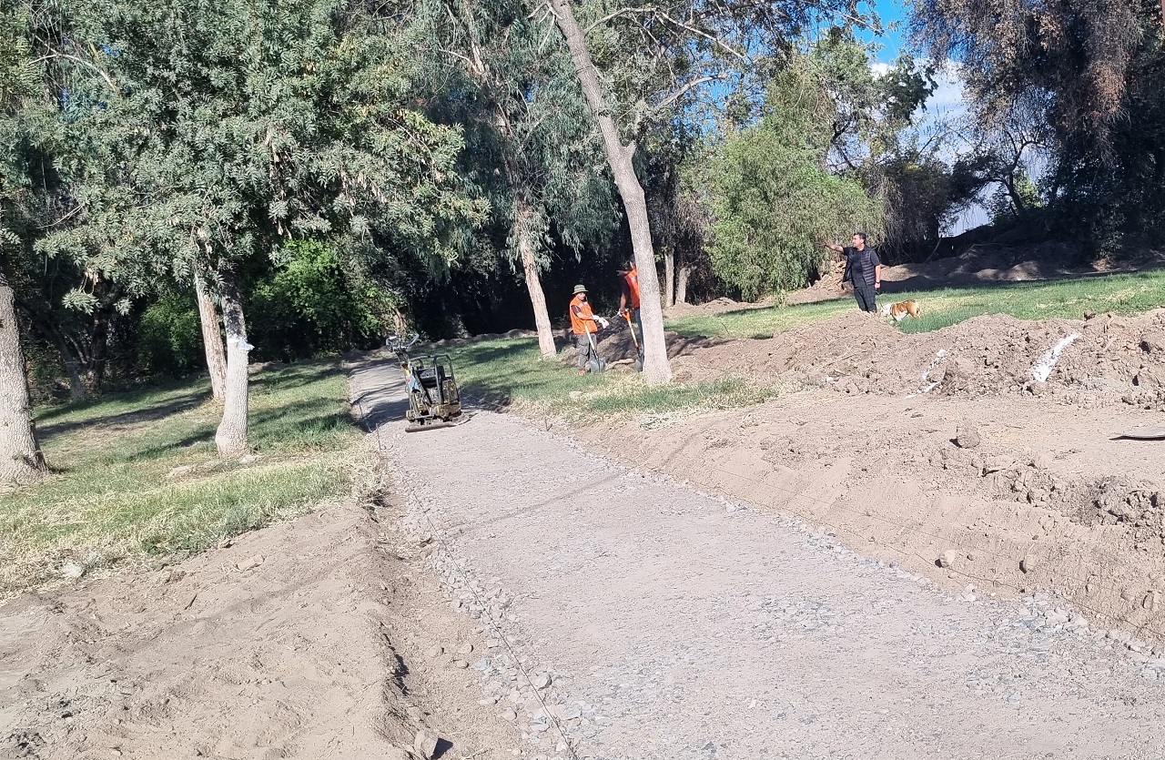 SAN ESTEBAN: 26% de avance presentan obras de nuevo sendero peatonal que construirán en el Parque La Ermita de San Esteban