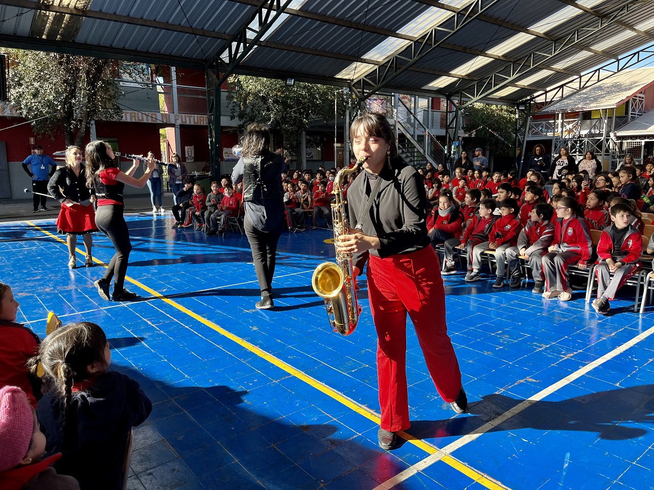 LOS ANDES: DAEM y JUNAEB llevan a escuelas de Los Andes entretenidas jornadas de Actividades Recreativo Culturales