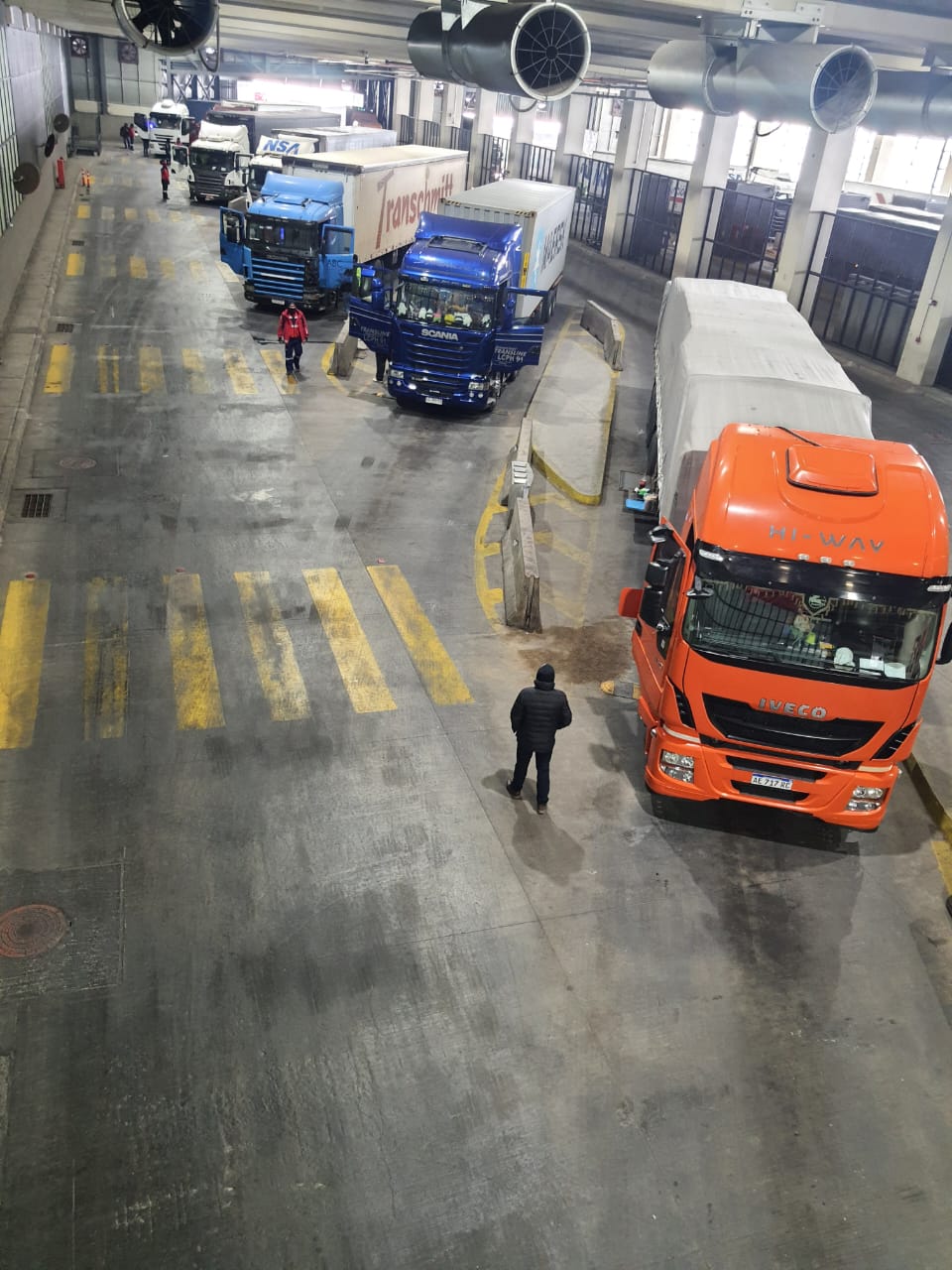 LOS ANDES: Aduanas fiscaliza ingreso de 1.987 camiones a Chile por el paso fronterizo Los Libertadores
