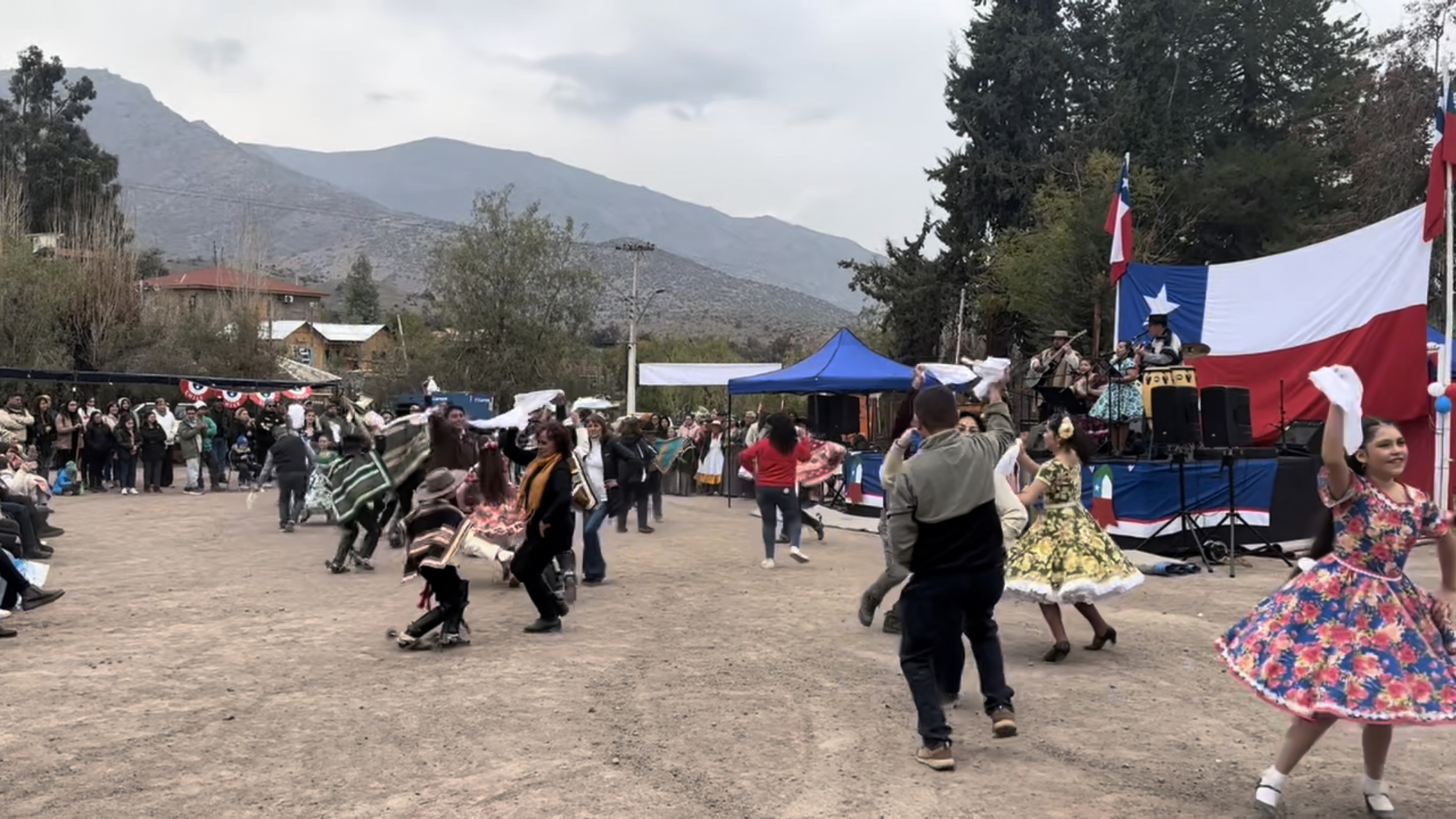SAN ESTEBAN: Con gran éxito, San Esteban celebró el inicio del mes de la patria con la Fiesta Costumbrista de Campos de Ahumada