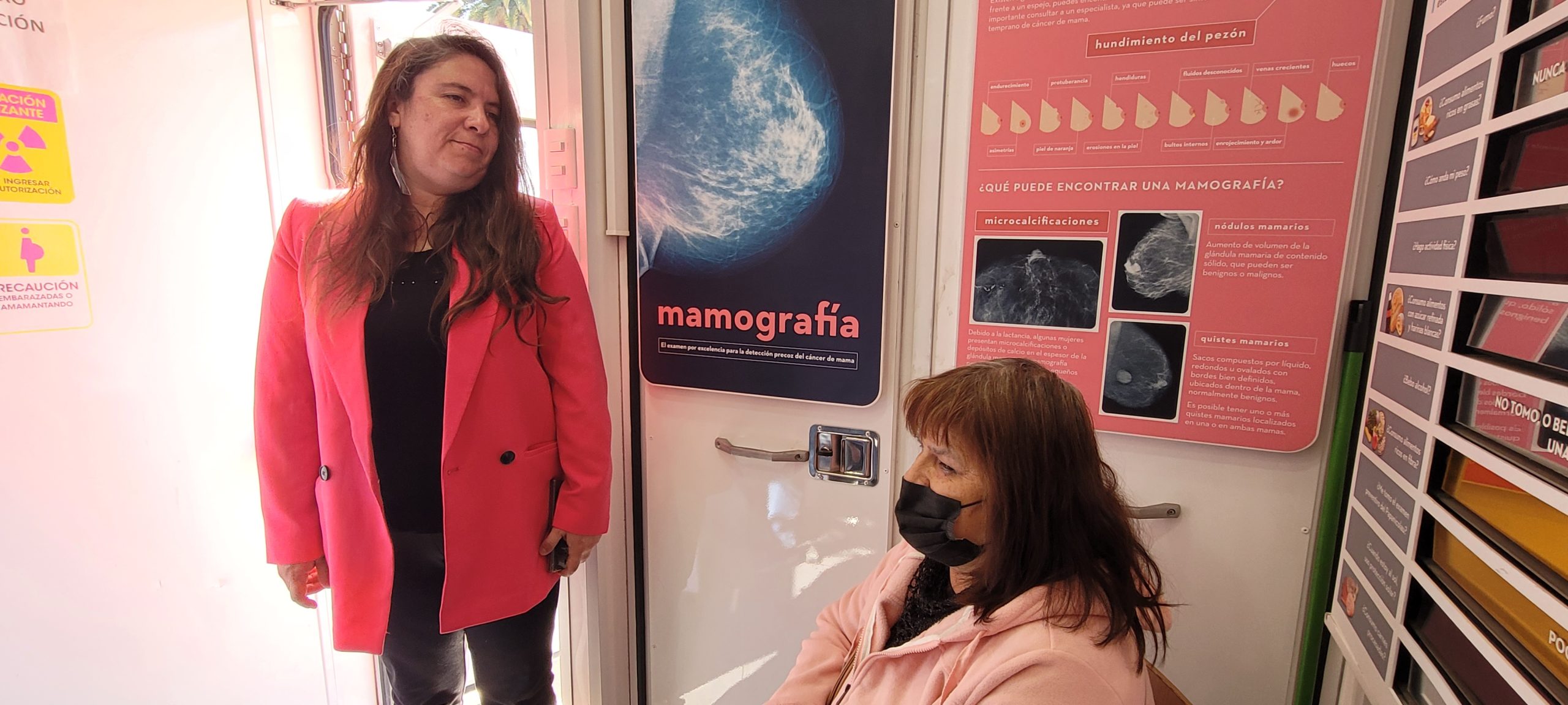 CALLE LARGA: Sesenta mujeres de Calle Larga fueron beneficiadas con mamografías gratuitas.
