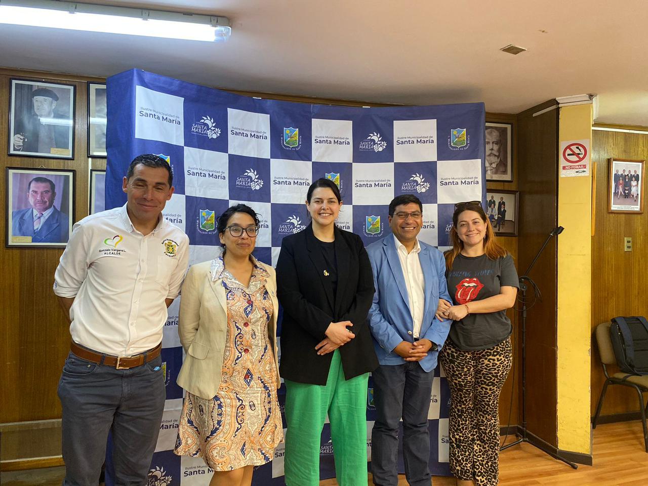 ACONCAGUA: Diputada Bello, alcaldes del distrito y SUBDERE Perales se reúnen para analizar proyectos para las comunas