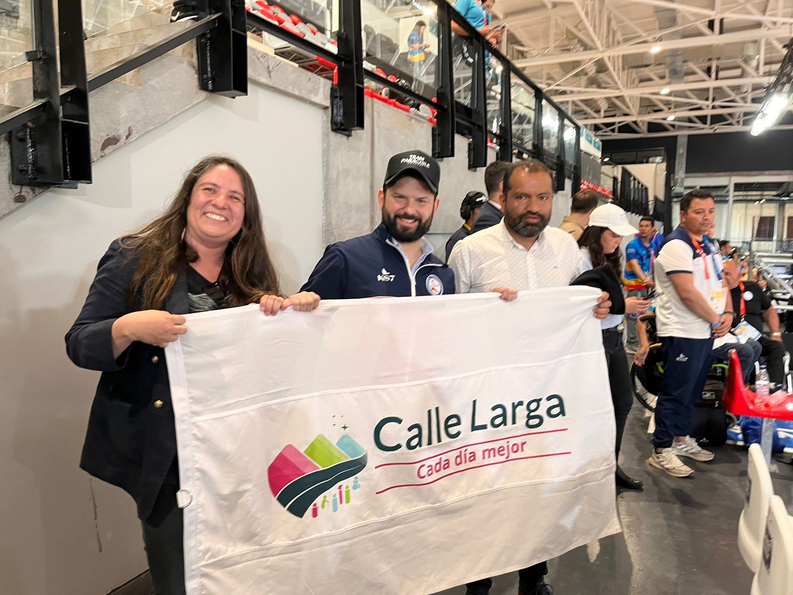CALLE LARGA: Alcaldesa Dina González alentó a la selección nacional de rugby en silla de ruedas en los Parapanamericanos junto al presidente Gabriel Boric y al ministro del deporte Jaime Pizarro