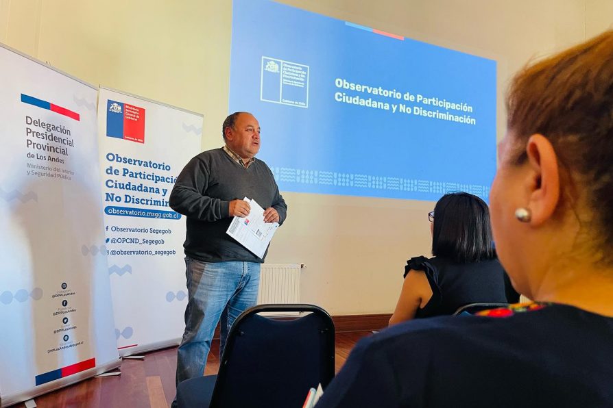 LOS ANDES: Delegación Presidencial coordina capacitación a funcionarios públicos sobre ley  de no discriminación