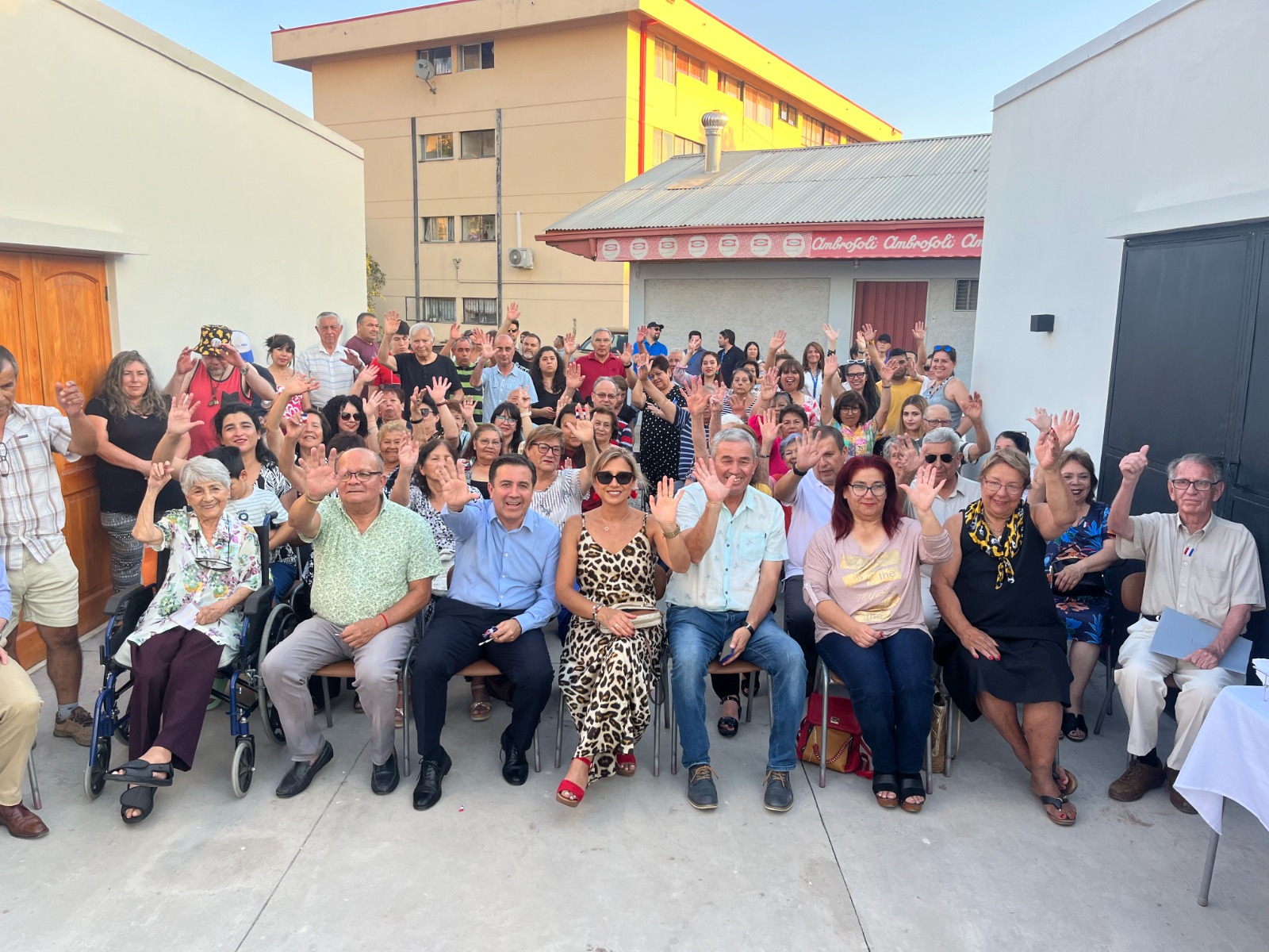 LOS ANDES: Felices con su nueva sede social los vecinos y vecinas de la JJ.VV Remodelación Viña del Mar