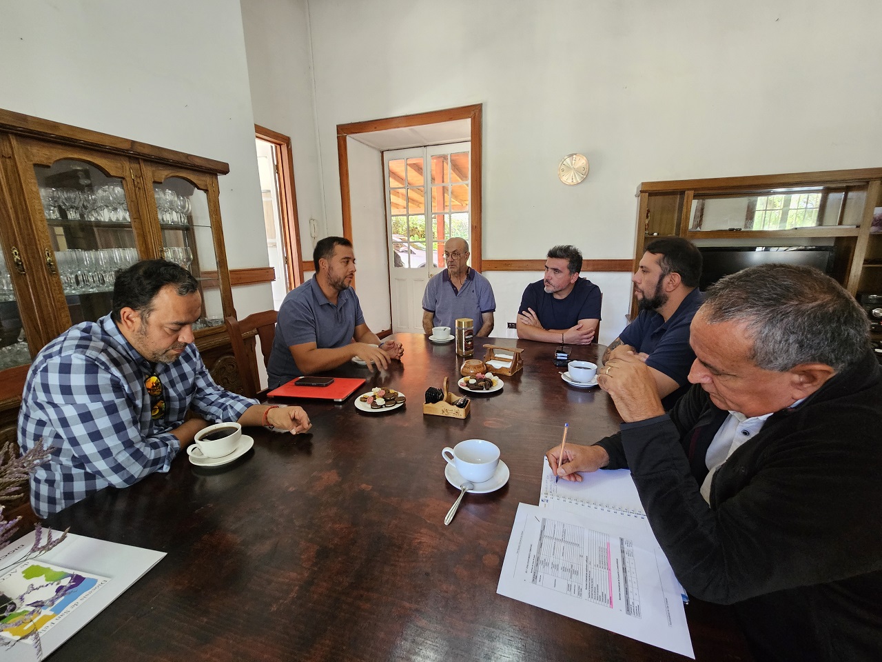 SAN ESTEBAN: Alcalde Ortega inició mesa de trabajo con Obispado para la construcción de un nuevo cementerio en San Esteban