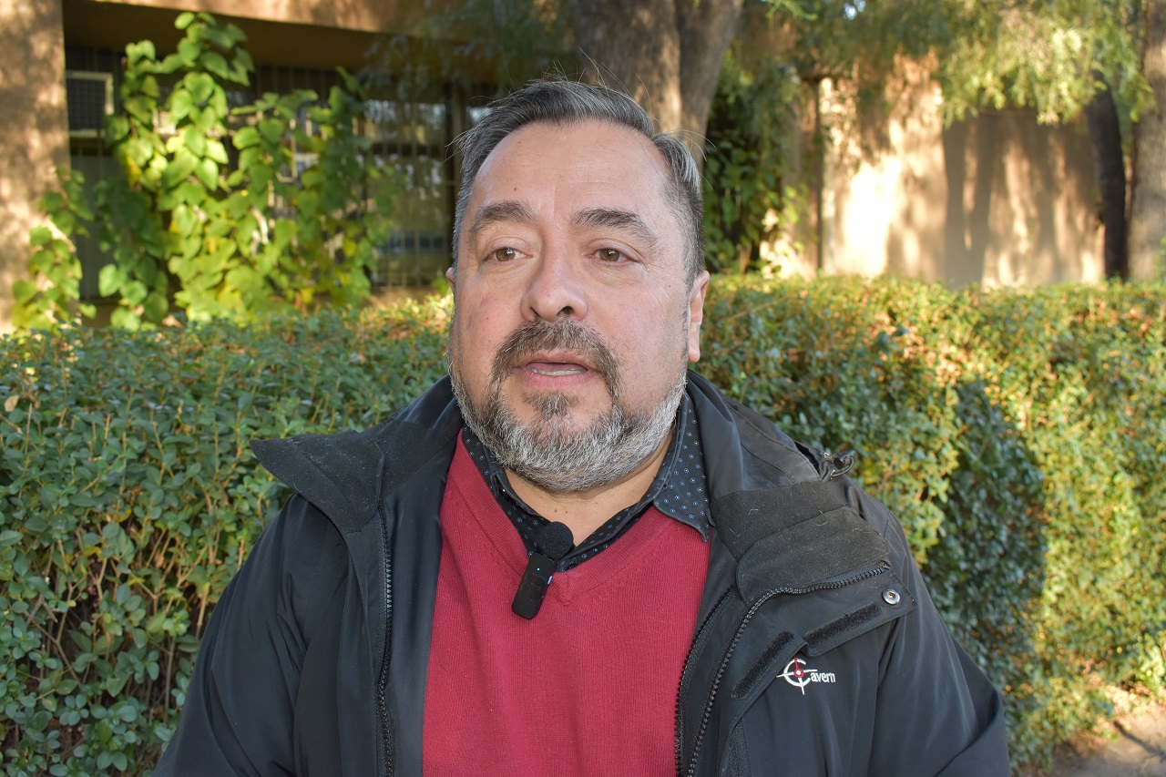 LOS ANDES: Concejal Mario Méndez se mostró preocupado por paro de profesores de Liceo Técnico Amancay
